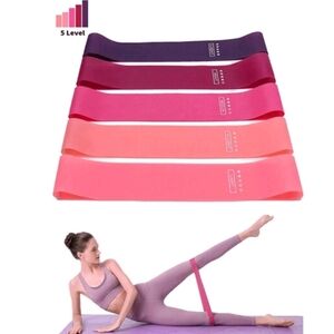 NWOT Yoga Set of Resistance Bands with Drawstring Pouch